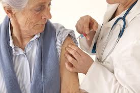 Promueven vacunación entre adultos mayores
